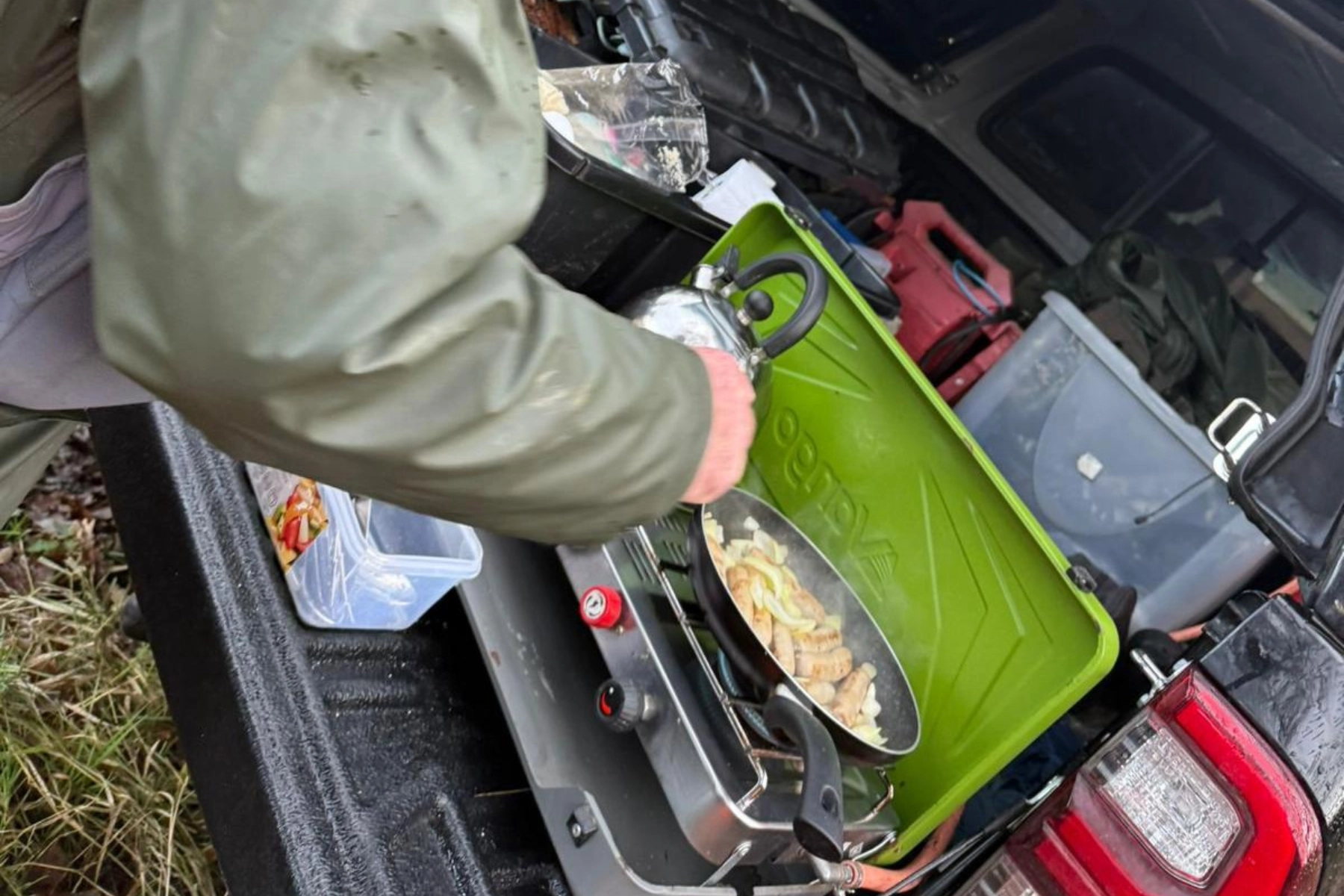 Preparing a snack for the hungry team